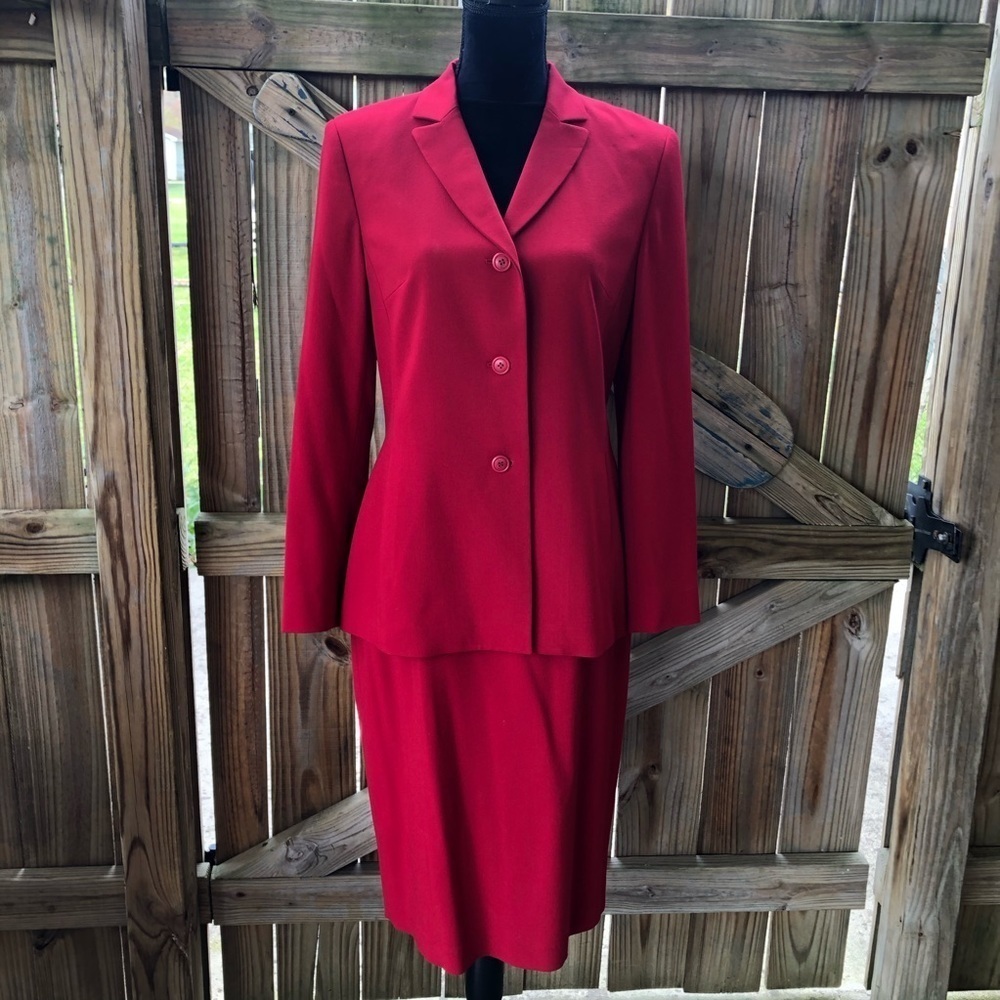 Kasper & Co Red 2 Piece Skirt Suit
